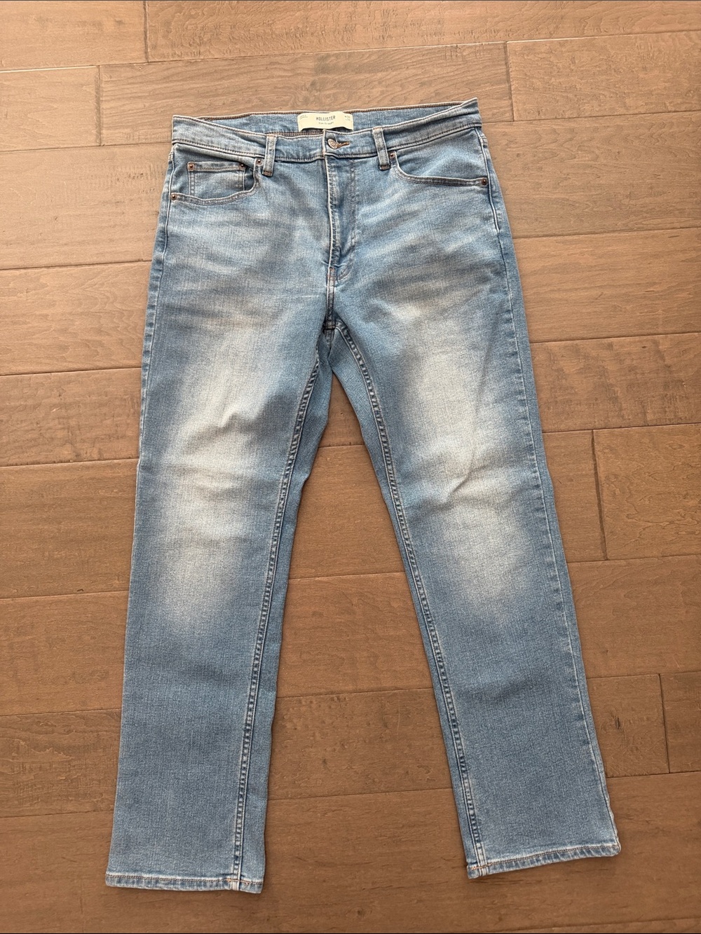 Hollister Light Wash Men's Slim Straight Jeans